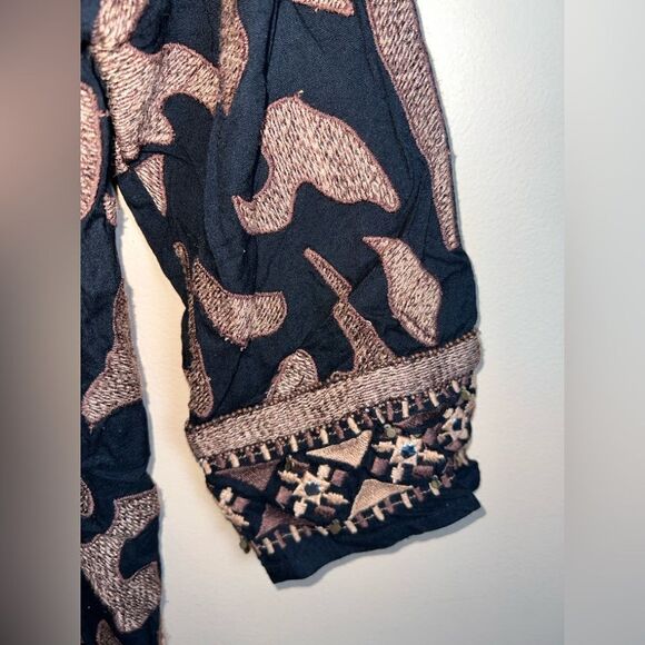 Soft Surroundings Black & Tan Tribal Print Shift Dress Size Small Petite - Picture 4 of 6